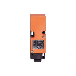 IM0020 \ efector 100 \ Inductive sensors \ IME2015BFBOA/NPT/RT \ RO \