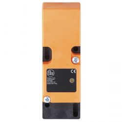 IM5054 \ efector 100 \ Inductive sensors \ IME3015BFPKG/0.PG-VERSCH.O.V. \ RO \