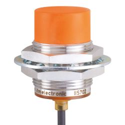 IIS703 \ Inductive sensor \ Range 22 mm \ PNP NC \ M30 \ Cable PUR 2 m