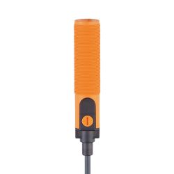 KG5301 \ Capacitive sensor \ Range 30 mm \ PNP NC \ M18 \ Cable PUR 2 m