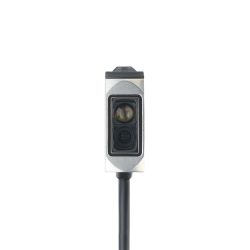 O6S401 \ Through-beam transmitter \ Range 10 m \ Rectangular \ Cable 5 m, PUR
