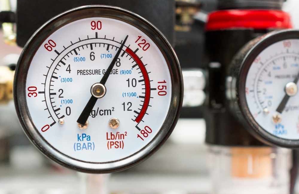 หน้าปัด Pressure Gauge แสดงหน่วย PSI และ Bar