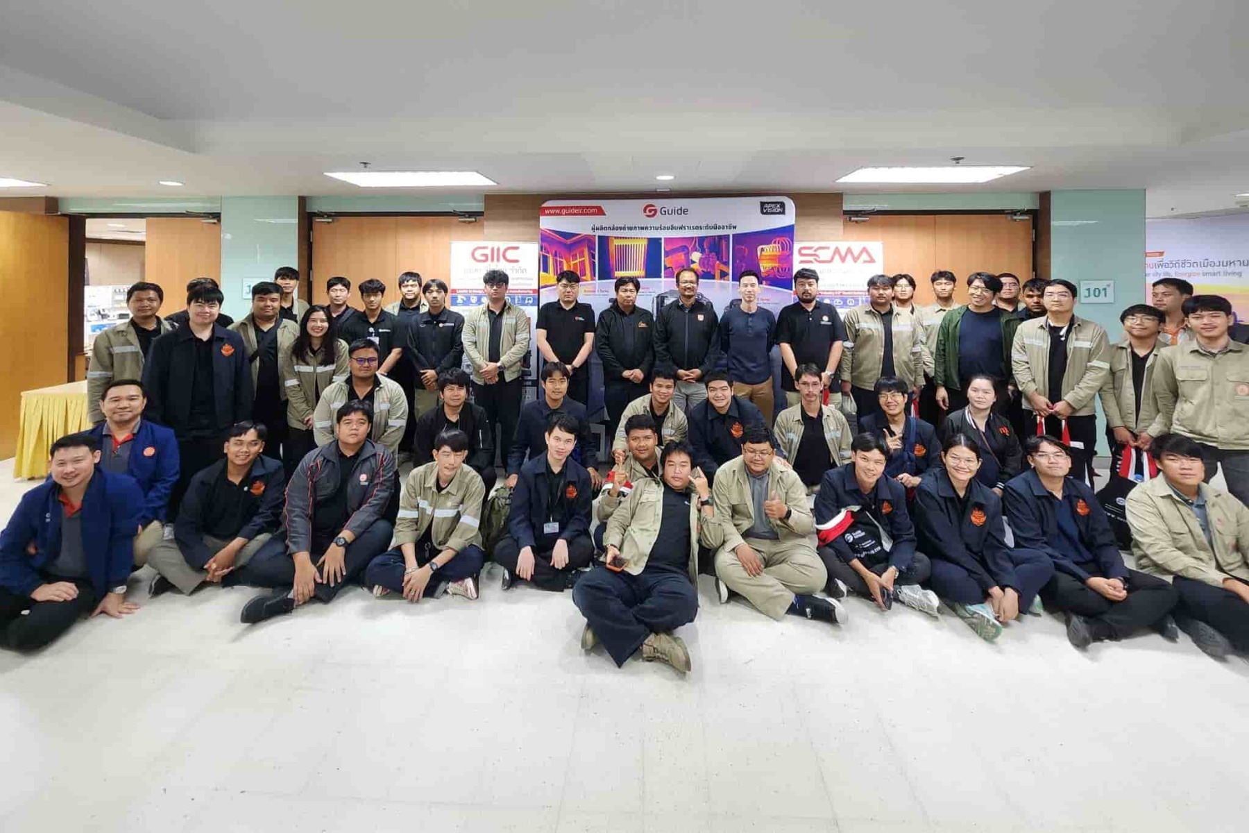SCMA 和 Guide Sensmart 在曼谷电力局暖武里分局分享热成像扫描仪知识