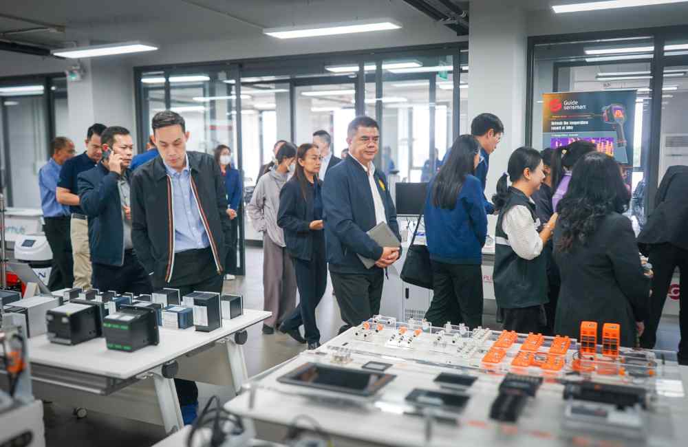 北奔府行政长官及团队参观SCMA工厂