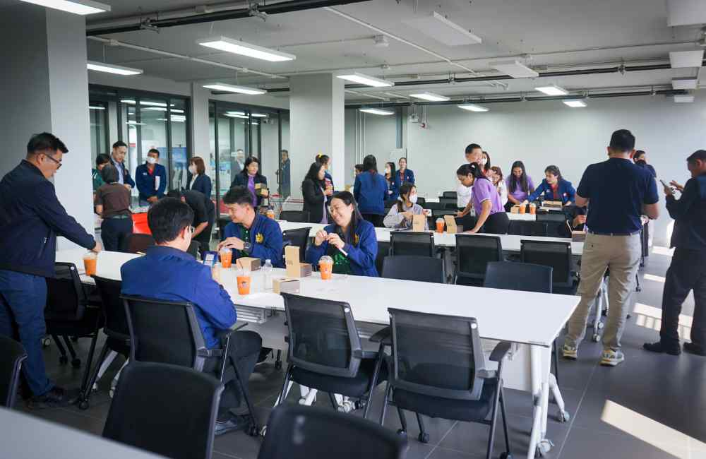 北奔府行政长官及团队参观SCMA工厂